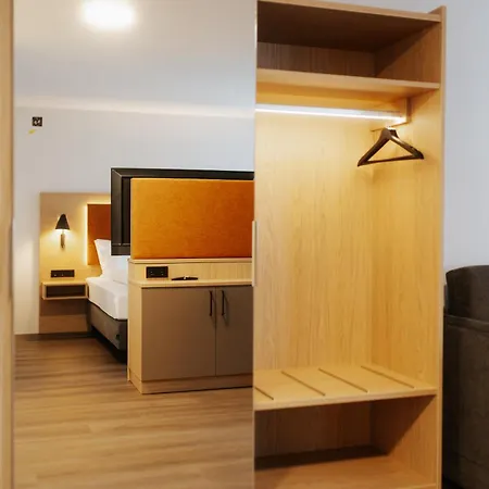 Hotel Zwoelf87
