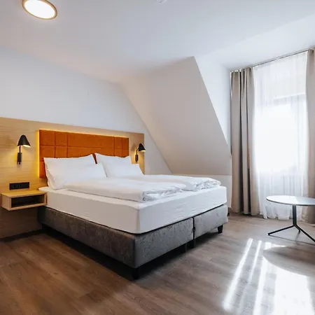 Hotel Zwoelf87 Ravensburg