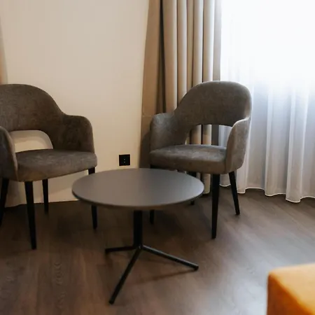 Hotel Zwoelf87 Ravensbourg