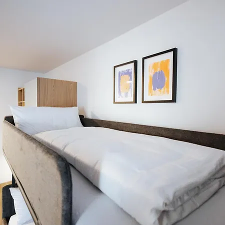Hotel Zwoelf87 3*