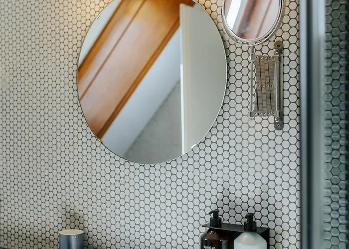 Zwoelf87 Ravensbourg