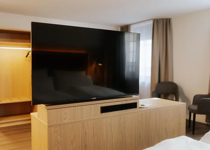 Zwoelf87 Ravensbourg