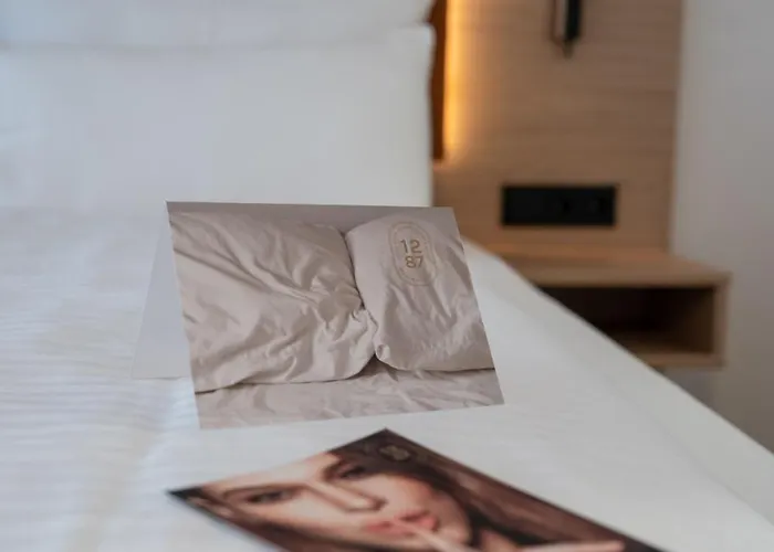 Zwoelf87 Hotel Ravensbourg