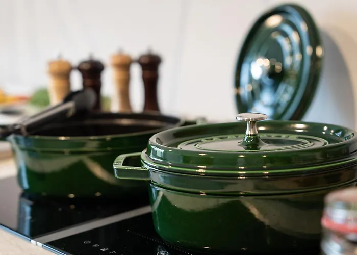 Zwoelf87 Hotel Ravensbourg